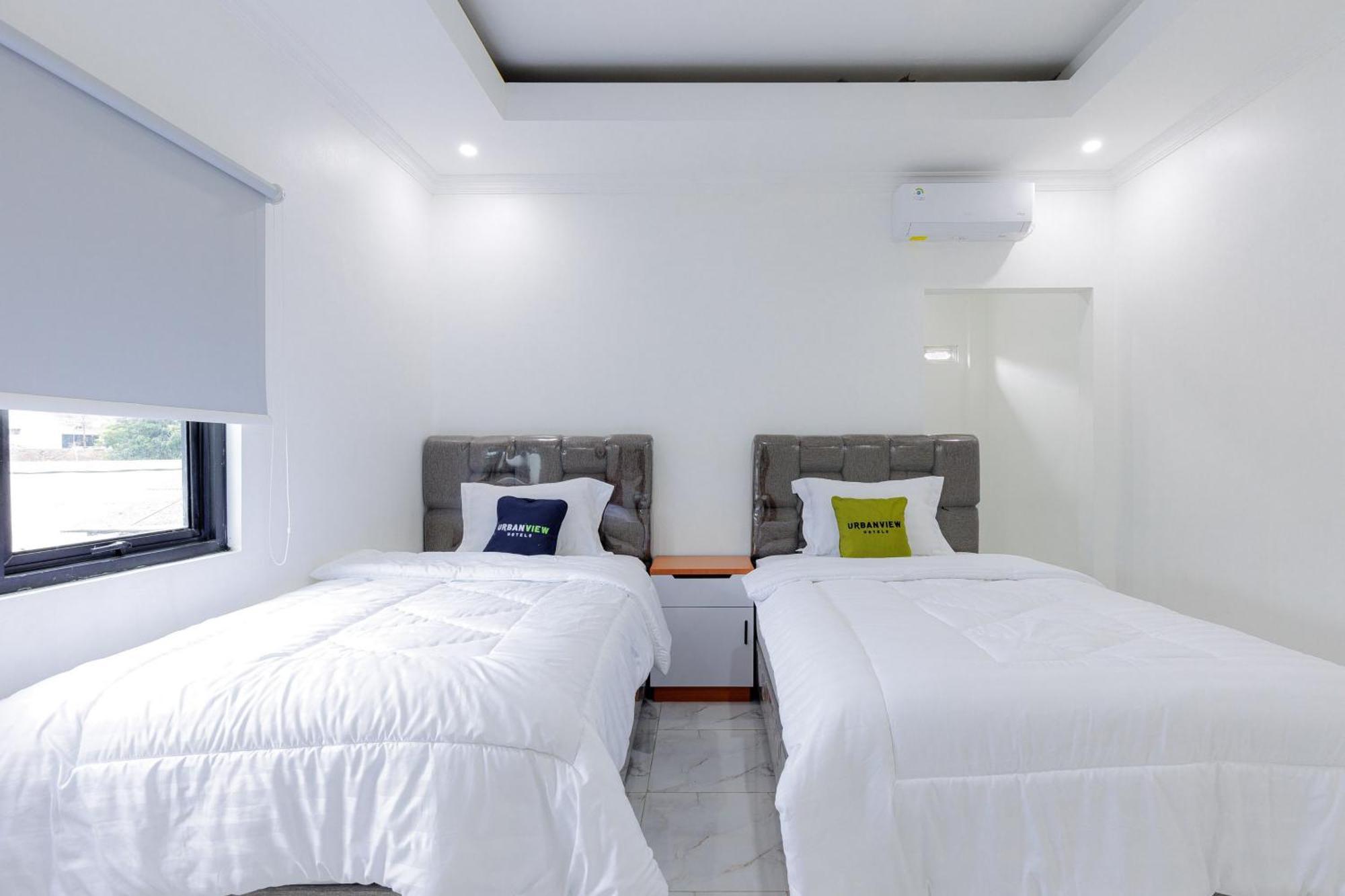 Urbanview Hotel Amira Syariah Bogor Pamoyanan Екстер'єр фото